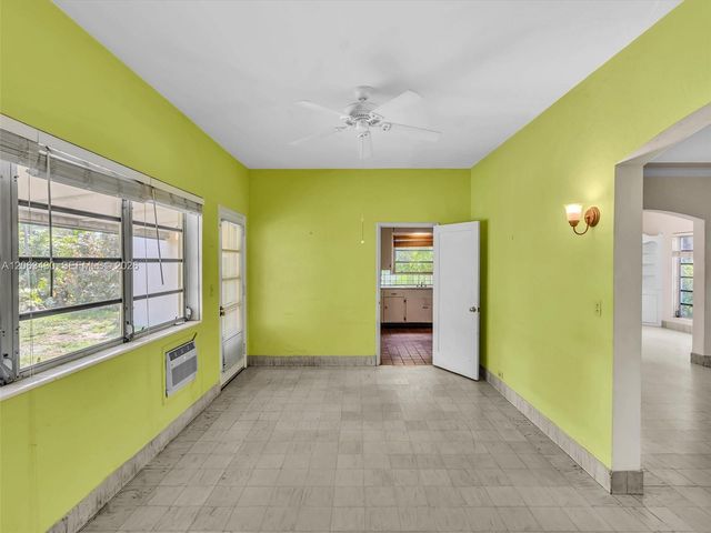 1228 SW 17th St, Miami, FL 33145