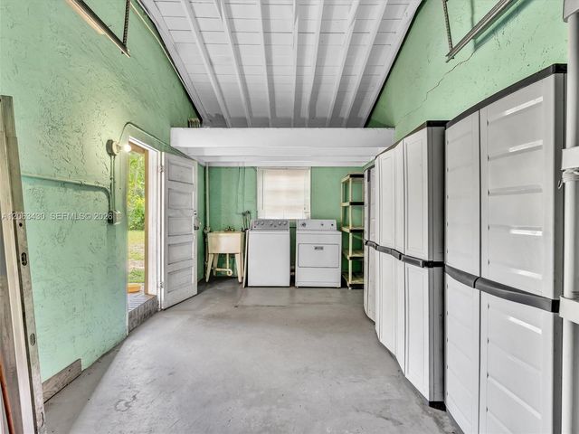 1228 SW 17th St, Miami, FL 33145
