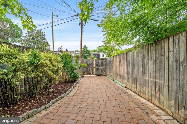 1426 MASSACHUSETTS AVE SE, Washington, DC 20003