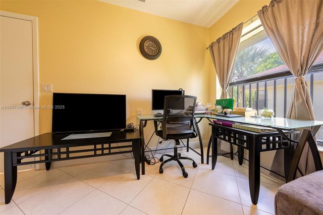 2888 S Carambola Cir S 2079, Coconut Creek, FL 33066