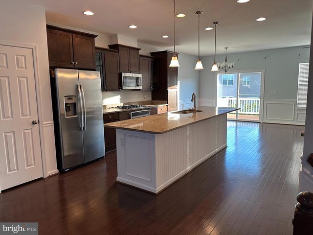 9075 ALEXANDER WAY, Manassas Park, VA 20111