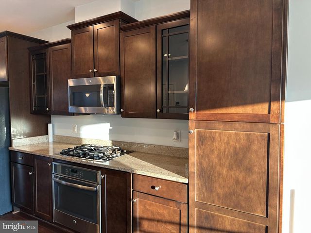 9075 ALEXANDER WAY, Manassas Park, VA 20111