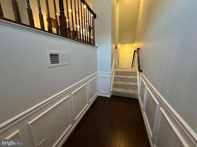 9075 ALEXANDER WAY, Manassas Park, VA 20111