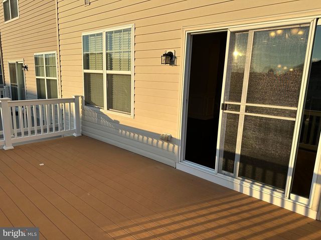 9075 ALEXANDER WAY, Manassas Park, VA 20111