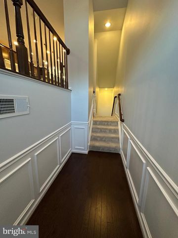 9075 ALEXANDER WAY, Manassas Park, VA 20111