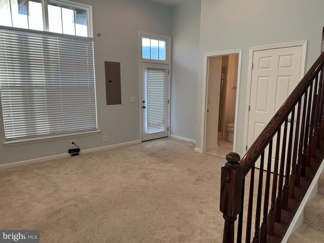 9075 ALEXANDER WAY, Manassas Park, VA 20111