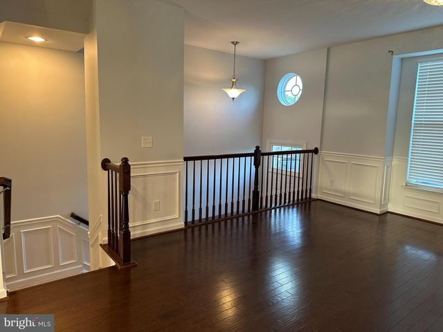 9075 ALEXANDER WAY, Manassas Park, VA 20111