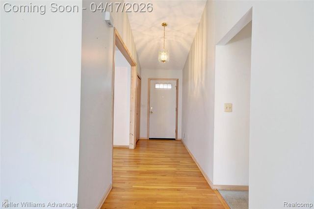 29537 Greenland Street, Livonia, MI 48154