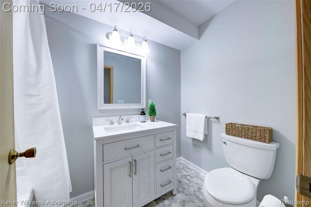 29537 Greenland Street, Livonia, MI 48154