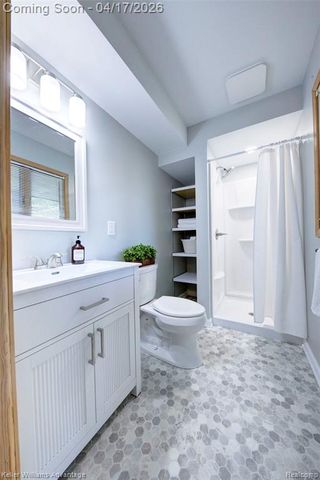 29537 Greenland Street, Livonia, MI 48154