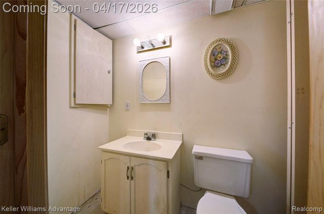 29537 Greenland Street, Livonia, MI 48154