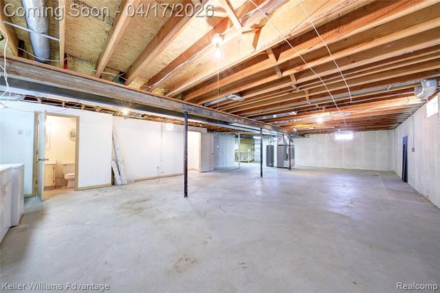 29537 Greenland Street, Livonia, MI 48154