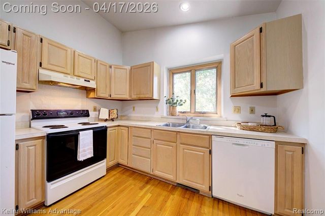 29537 Greenland Street, Livonia, MI 48154