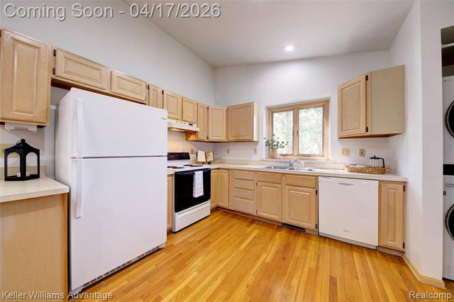 29537 Greenland Street, Livonia, MI 48154