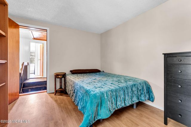 6 New Brunswick Avenue, Matawan, NJ 07747