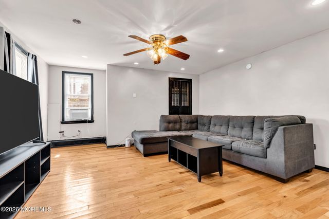 6 New Brunswick Avenue, Matawan, NJ 07747