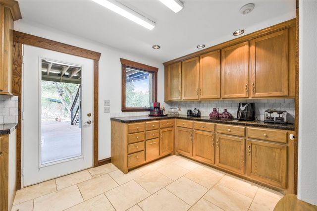 15805 Buddy Ave, Volente, TX 78641