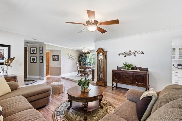 3095 Edgewood Ln, Newcastle, CA 95658