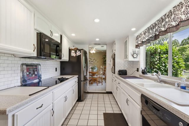 3095 Edgewood Ln, Newcastle, CA 95658