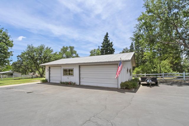 3095 Edgewood Ln, Newcastle, CA 95658