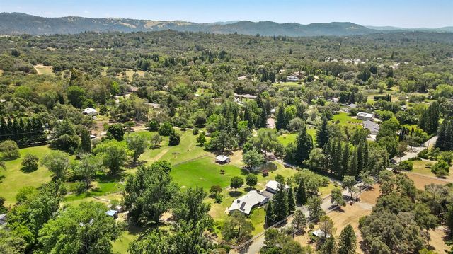 3095 Edgewood Ln, Newcastle, CA 95658