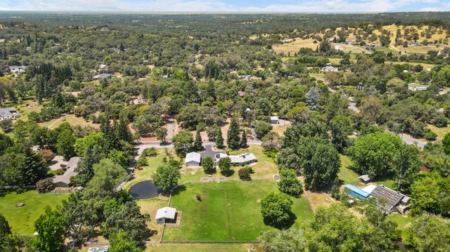 3095 Edgewood Ln, Newcastle, CA 95658