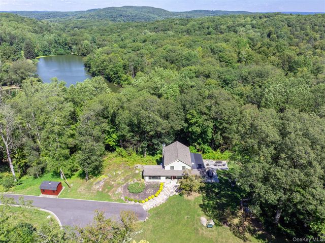 1355 Journeys End Road, Croton-on-hudson, NY 10520