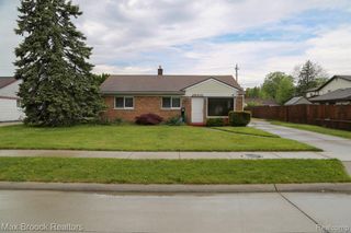 28521 Sutherland Street, Southfield, MI 48076