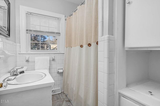 208 Clyde Avenue NW, Wilson, NC 27893