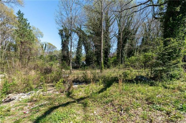 665 S Eugenia NW Place, Atlanta, GA 30318