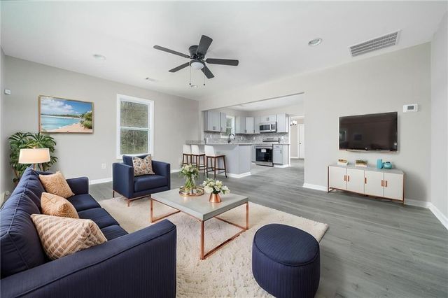 665 S Eugenia NW Place, Atlanta, GA 30318