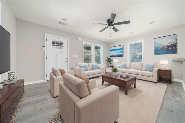 665 S Eugenia NW Place, Atlanta, GA 30318