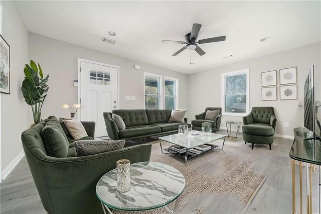 665 S Eugenia NW Place, Atlanta, GA 30318