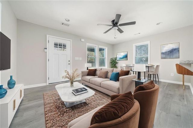 665 S Eugenia NW Place, Atlanta, GA 30318