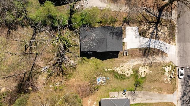 665 S Eugenia NW Place, Atlanta, GA 30318