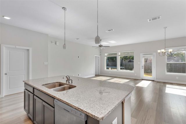 455 Beach Rose Crossing, Crosby, TX 77532