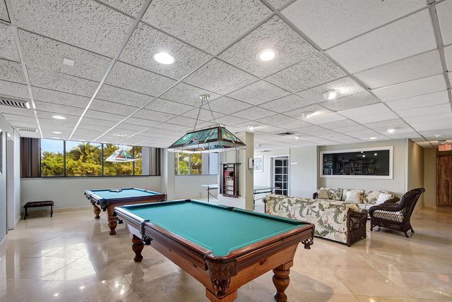 5600 N FLAGLER Drive 207, West Palm Beach, FL 33407