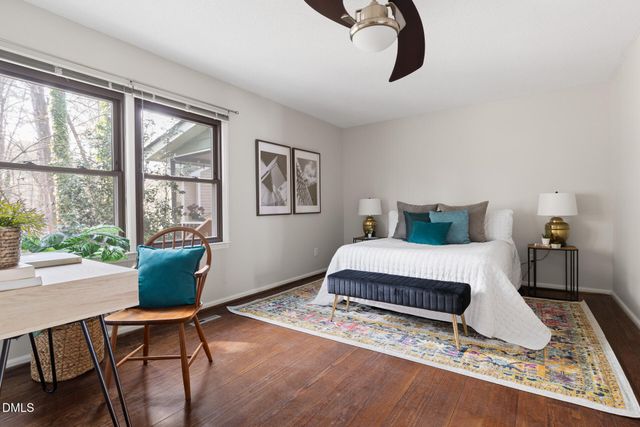 10 Lark Circle, Chapel Hill, NC 27517