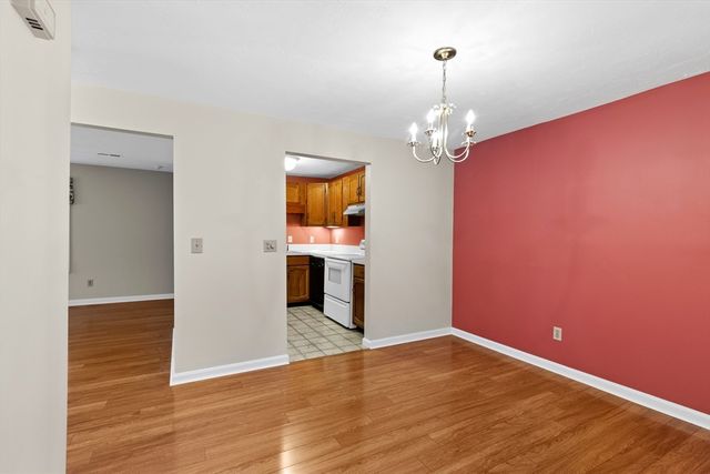 9 Pleasant Park Ave 2I, Barnstable, MA 02601