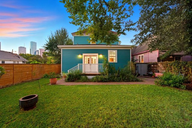 1818 Decatur Street, Houston, TX 77007