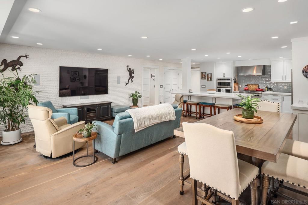 Image 19 of property listing at 1155 Star Park Circle 1A, Coronado, CA 92118