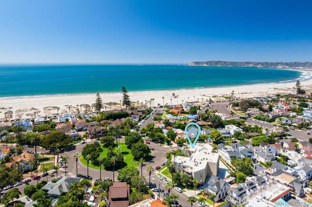 Image 3 of property listing at 1155 Star Park Circle 1A, Coronado, CA 92118