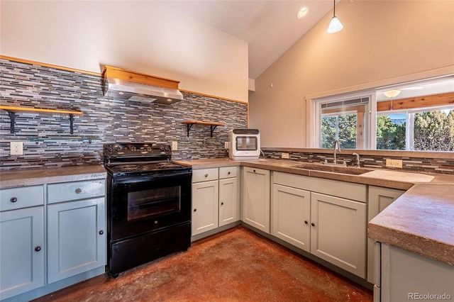 33603 Fisher Peak Parkway, Trinidad, CO 81082