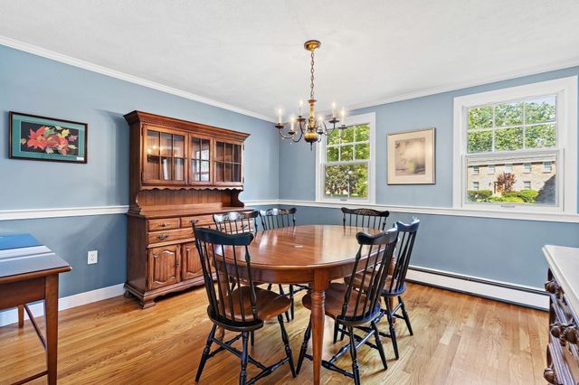 215 Oak Hill Circle, Concord, MA 01742