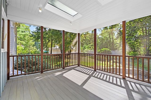 215 Oak Hill Circle, Concord, MA 01742