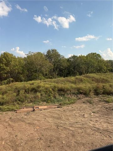 833 Reed Drive, Raymore, MO 64083