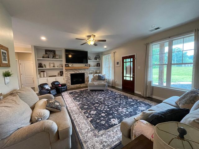 378 HOLLY GROVE RD, Covington, TN 38019