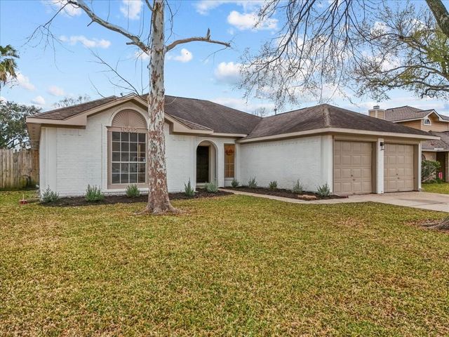 10912 Dogwood Drive, La Porte, TX 77571