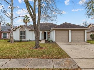 10912 Dogwood Drive, La Porte, TX 77571