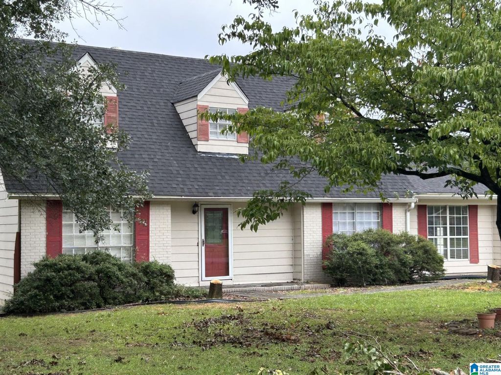 59 CLOVERDALE DRIVE, Sylacauga, AL 35150